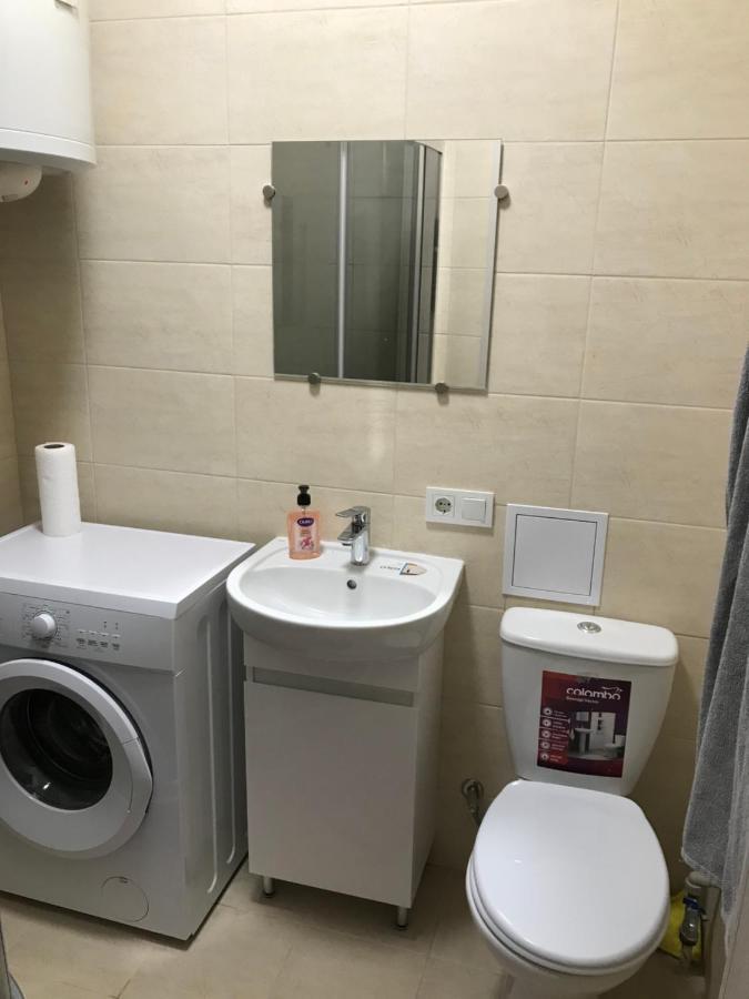 אודסה Apartment For A Pleasant Stay מראה חיצוני תמונה
